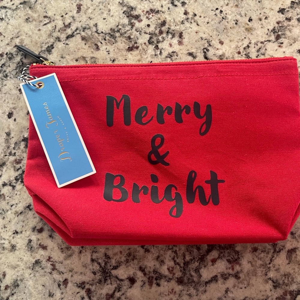 Draper James 💙 cosmetic bag. 💗💗 So cute. Rare find!